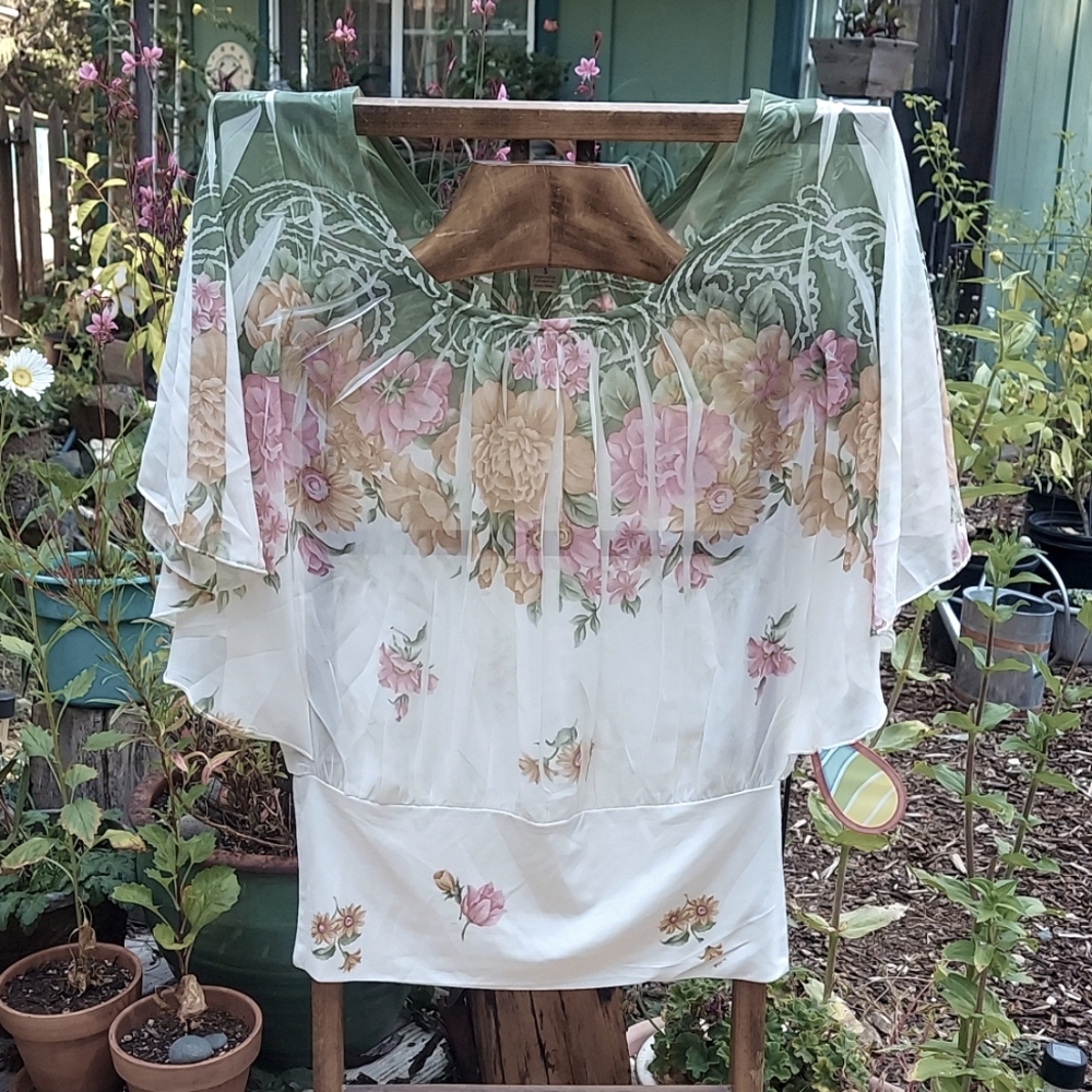 XXI Butterfly top